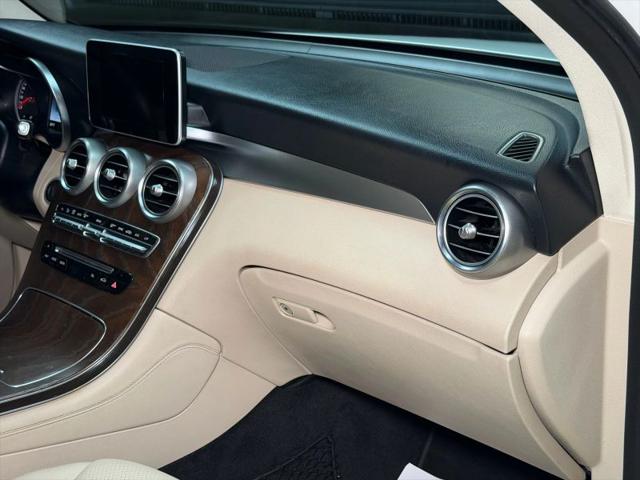 2019 Mercedes-Benz GLC 300