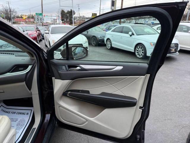2019 Lincoln MKC Standard