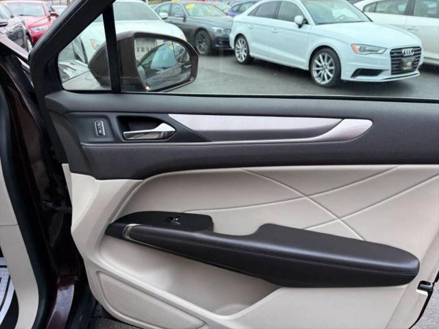 2019 Lincoln MKC Standard