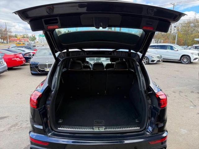 2016 Porsche Cayenne S