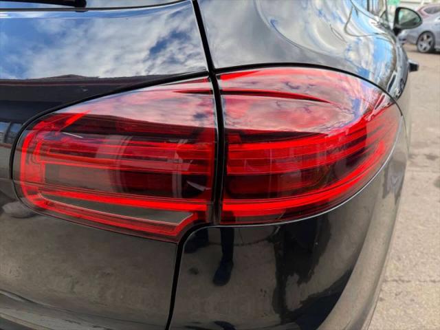 2016 Porsche Cayenne S