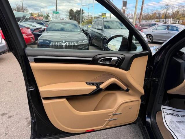 2016 Porsche Cayenne S