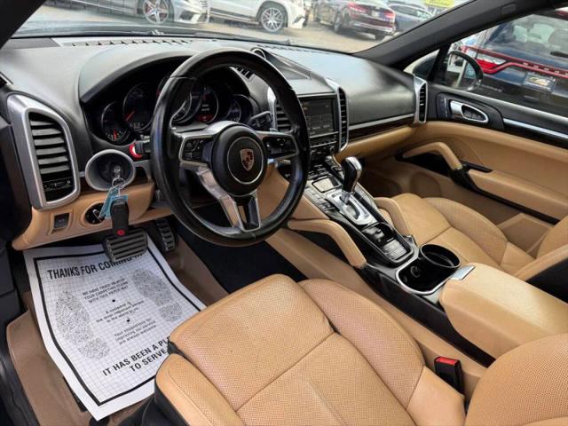 2016 Porsche Cayenne S
