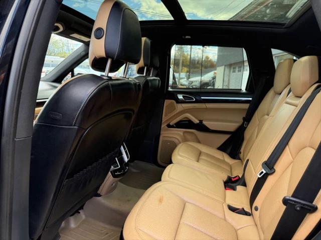 2016 Porsche Cayenne S