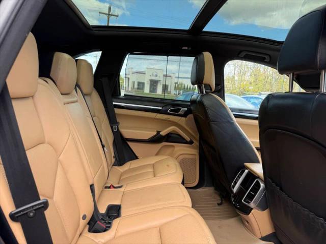 2016 Porsche Cayenne S