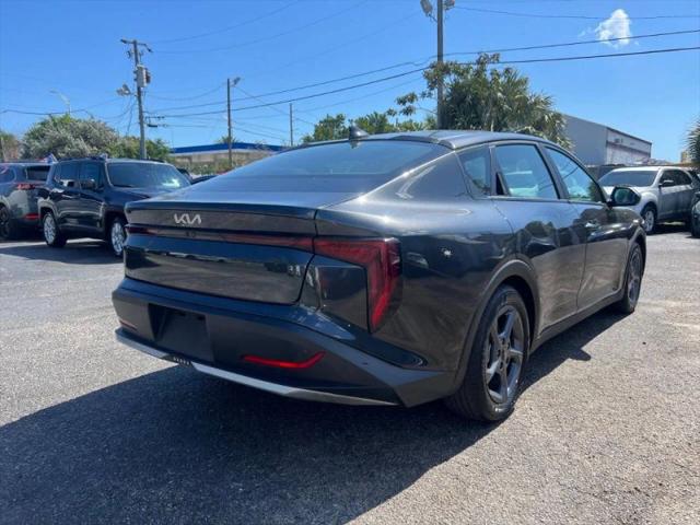2025 Kia K4 LXS