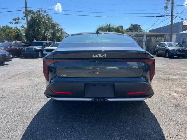 2025 Kia K4 LXS