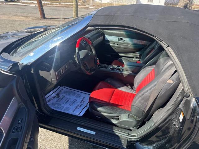 2002 Ford Thunderbird Base