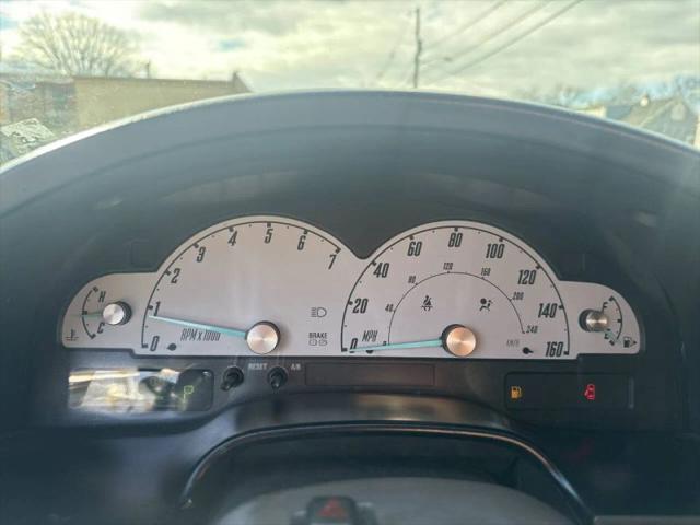 2002 Ford Thunderbird Base
