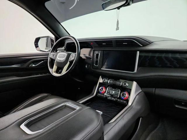 2022 GMC Yukon 4WD Denali