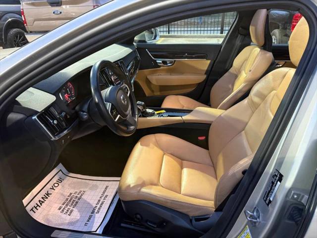 2018 Volvo S90 T5 Momentum