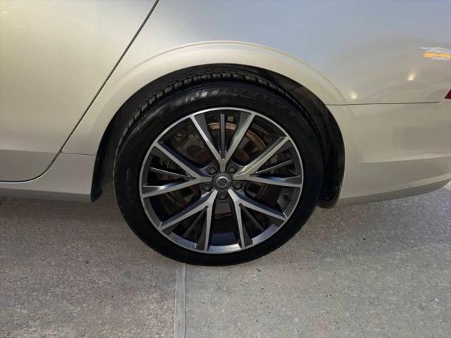 2018 Volvo S90 T5 Momentum