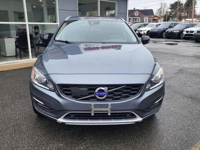 2018 Volvo V60 Cross Country T5