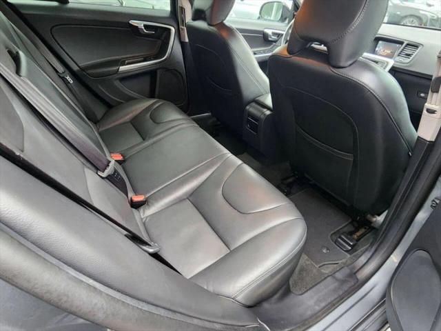 2018 Volvo V60 Cross Country T5