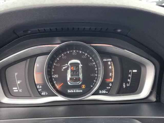 2018 Volvo V60 Cross Country T5