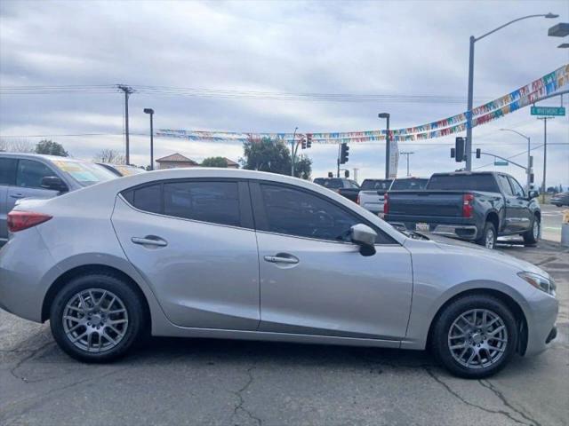 2015 Mazda Mazda3 i Touring