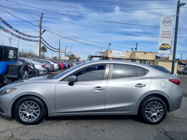 2015 Mazda Mazda3 i Touring