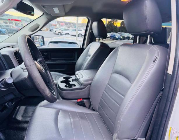2019 Ram 1500 Classic Tradesman Crew Cab 4x4 5'7" Box