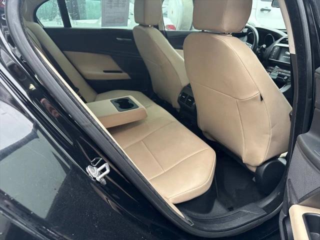 2017 Jaguar XE 25t Premium