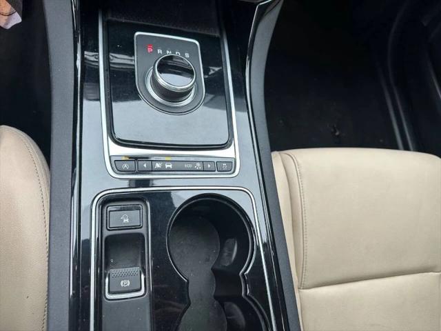 2017 Jaguar XE 25t Premium