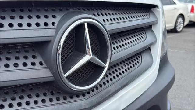 2014 Mercedes-Benz Sprinter 2500 Normal Roof