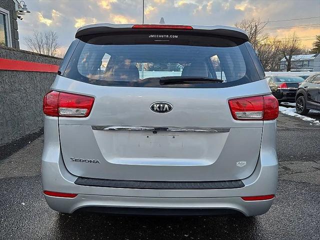 2018 Kia Sedona L