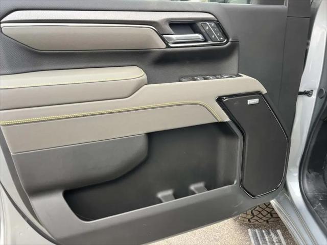 2026 Chevrolet Silverado 2500HD Crew Cab, Standard Bed, XR2, 4WD