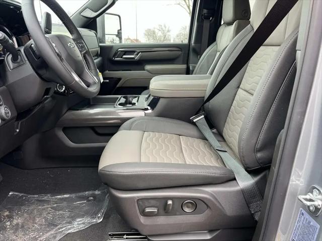 2026 Chevrolet Silverado 2500HD Crew Cab, Standard Bed, XR2, 4WD
