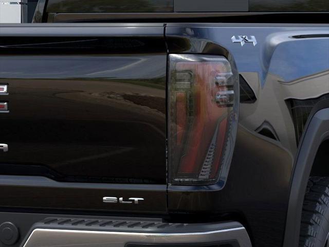 2026 GMC Sierra 2500HD Crew Cab, Standard Bed, SLT, 4WD
