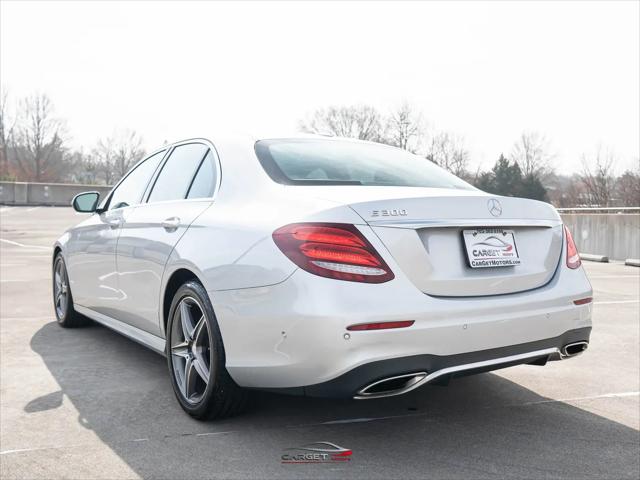 2017 Mercedes-Benz E-CLASS E 300 E 300