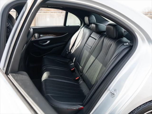 2017 Mercedes-Benz E-CLASS E 300 E 300