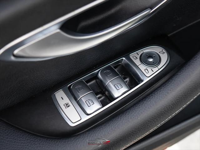 2017 Mercedes-Benz E-CLASS E 300 E 300