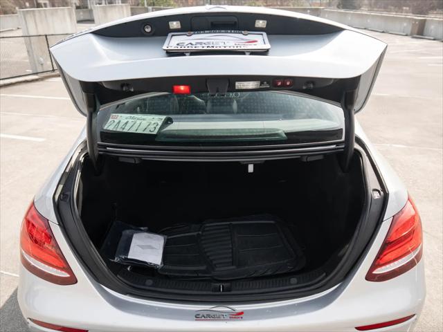 2017 Mercedes-Benz E-CLASS E 300 E 300
