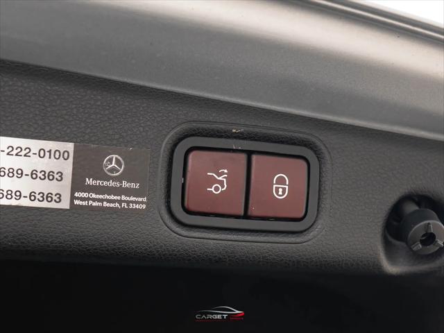 2017 Mercedes-Benz E-CLASS E 300 E 300