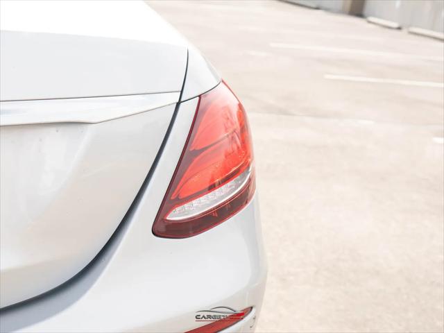 2017 Mercedes-Benz E-CLASS E 300 E 300