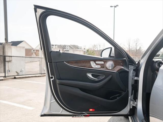 2017 Mercedes-Benz E-CLASS E 300 E 300