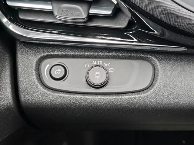 2026 Buick NV Sport Touring FWD