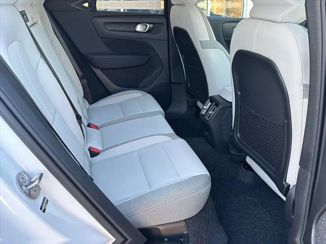 2026 Volvo EX40 Plus, Single Motor Extended Range, Fully electric