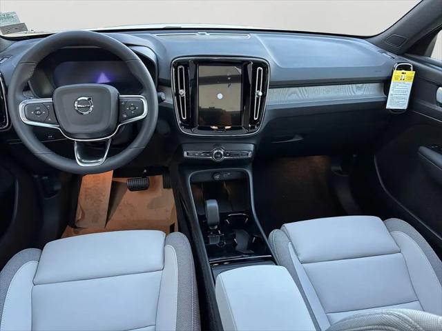 2026 Volvo EX40 Plus, Single Motor Extended Range, Fully electric