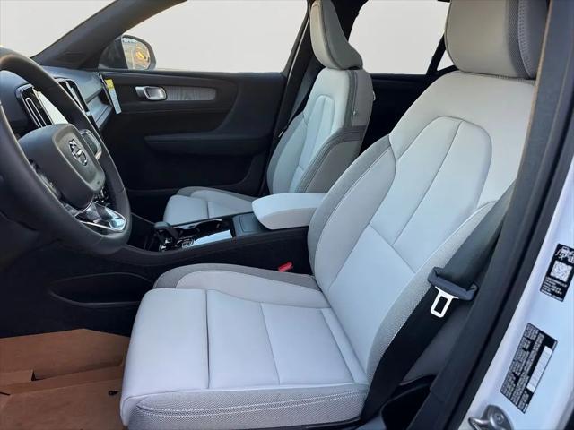 2026 Volvo EX40 Plus, Single Motor Extended Range, Fully electric