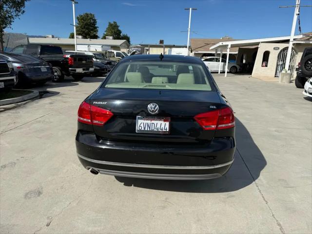 2012 Volkswagen Passat 2.5L SEL Premium