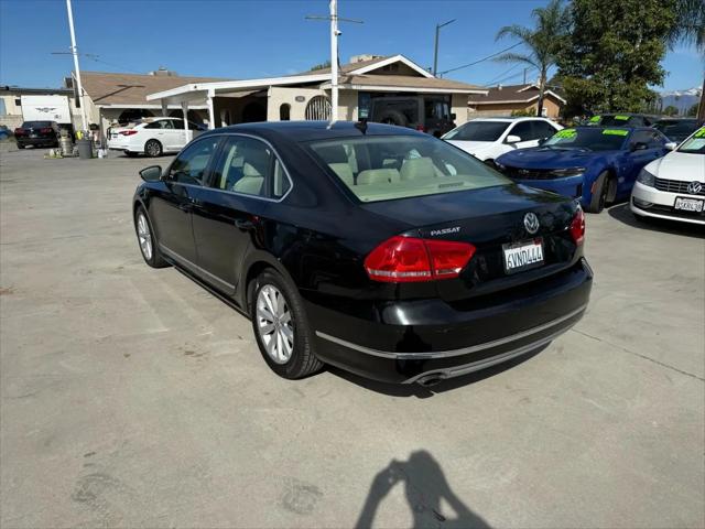 2012 Volkswagen Passat 2.5L SEL Premium