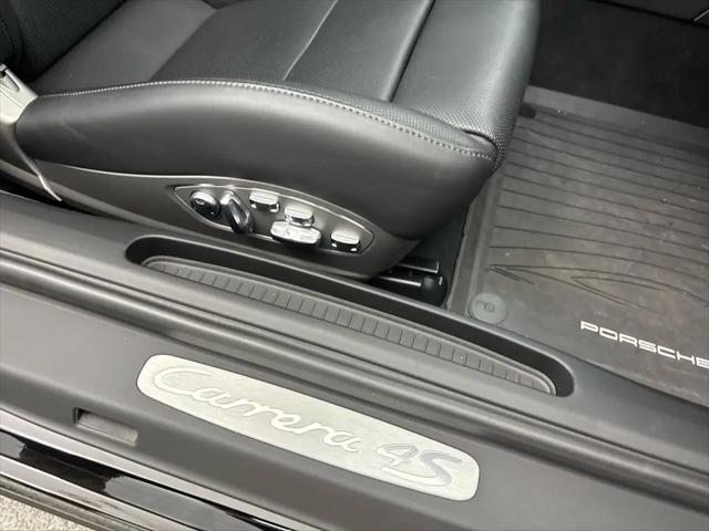 2013 Porsche 911 Carrera 4S