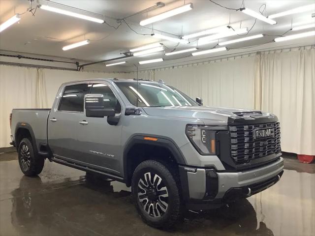 2026 GMC Sierra 2500HD Crew Cab, Standard Bed, Denali Ultimate, 4WD