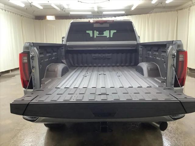 2026 GMC Sierra 2500HD Crew Cab, Standard Bed, Denali Ultimate, 4WD