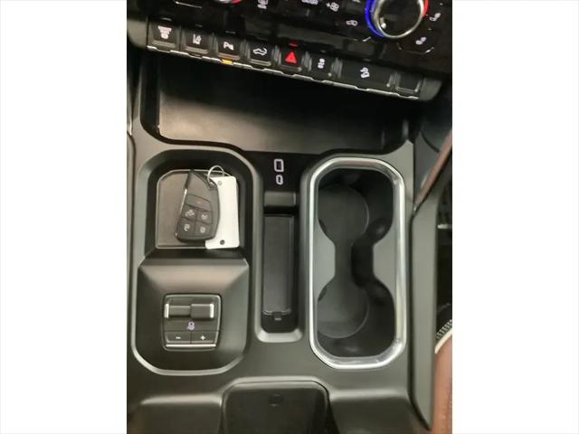 2026 GMC Sierra 2500HD Crew Cab, Standard Bed, Denali Ultimate, 4WD