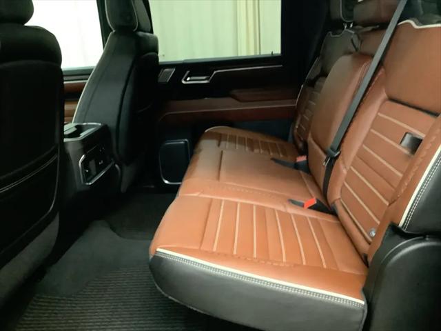 2026 GMC Sierra 2500HD Crew Cab, Standard Bed, Denali Ultimate, 4WD