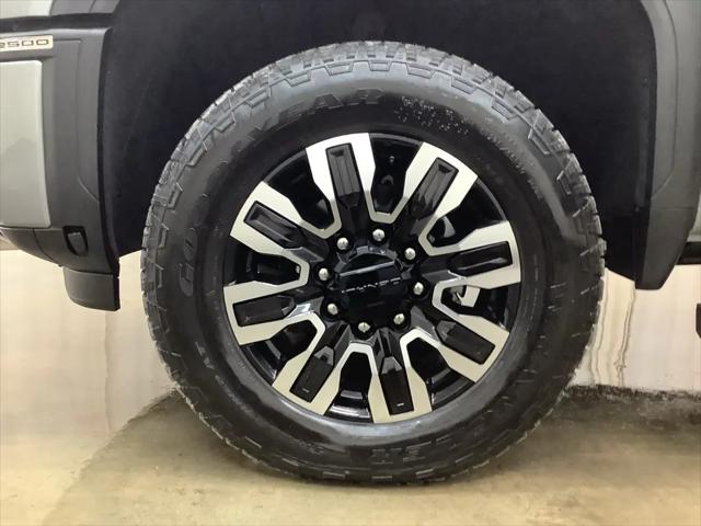 2026 GMC Sierra 2500HD Crew Cab, Standard Bed, Denali Ultimate, 4WD
