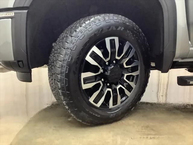 2026 GMC Sierra 2500HD Crew Cab, Standard Bed, Denali Ultimate, 4WD