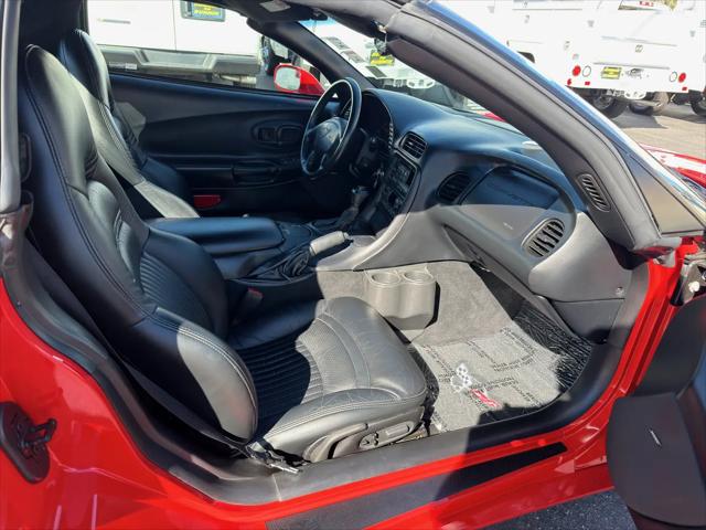 2001 Chevrolet Corvette Base